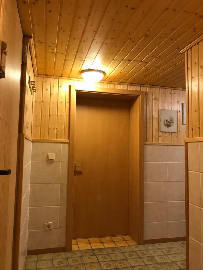 Schoenes Kellerzimmer Mit Bad Lägenhet Mittelangeln Exteriör bild